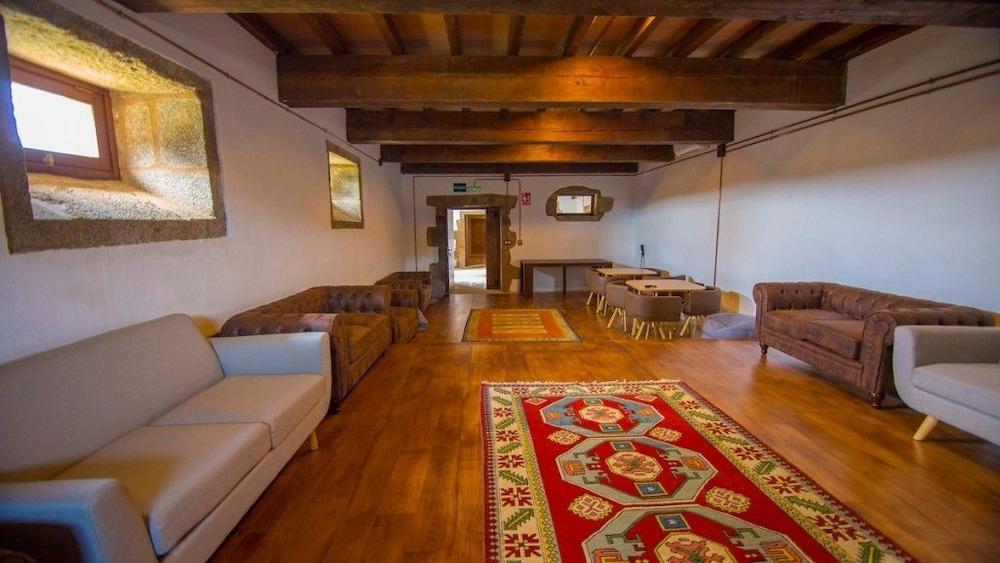 Casa de hóspedes Monasterio Y De